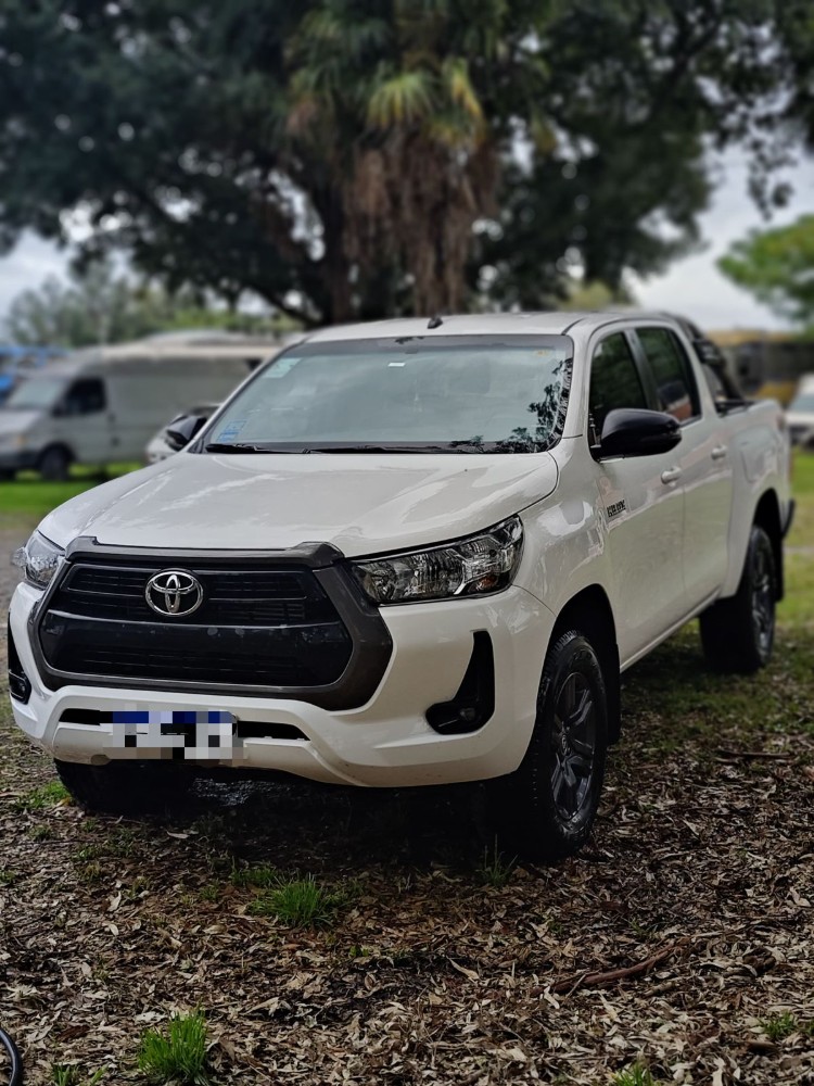 Toyota hilux  SR 4x4 — foto 11